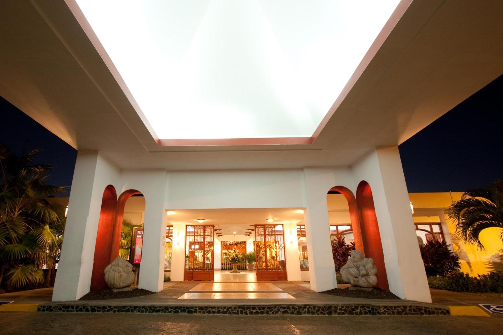 Hotel Globales Camino Real Managua Exterior photo